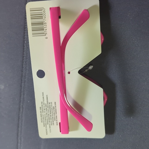 Bejeweled Heart Shaped Hot Pink Sunglasses New With Tags - Picture 5 of 8